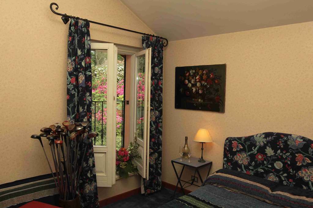 Hostellerie Du Golf Pecetto Cameră foto