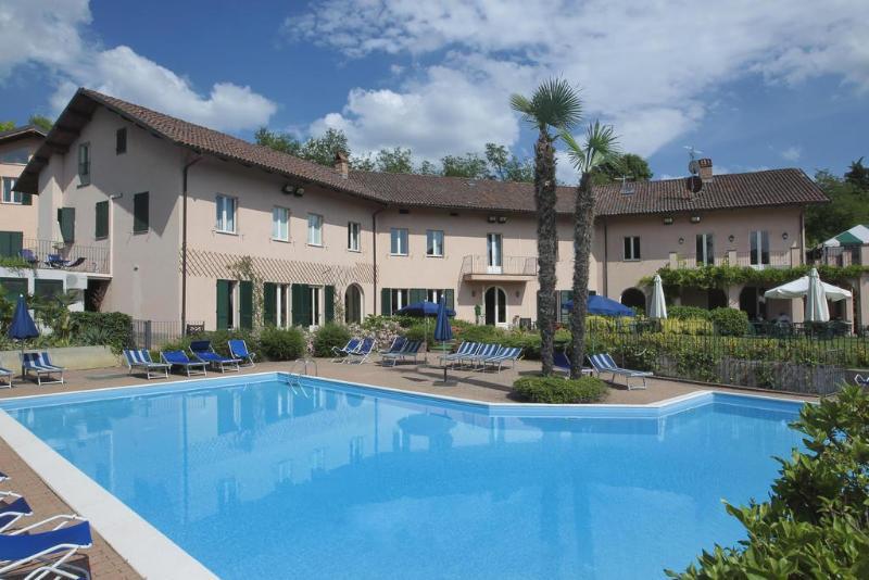 Hostellerie Du Golf Pecetto Exterior foto